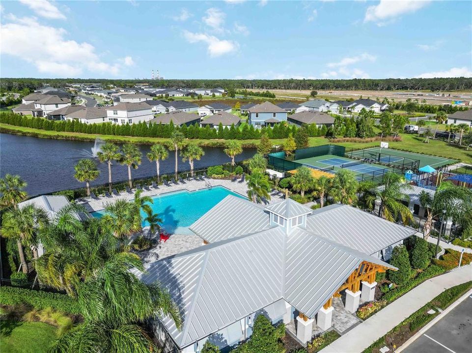 En Venta: $450,000 (4 camas, 2 baños, 1617 Pies cuadrados)