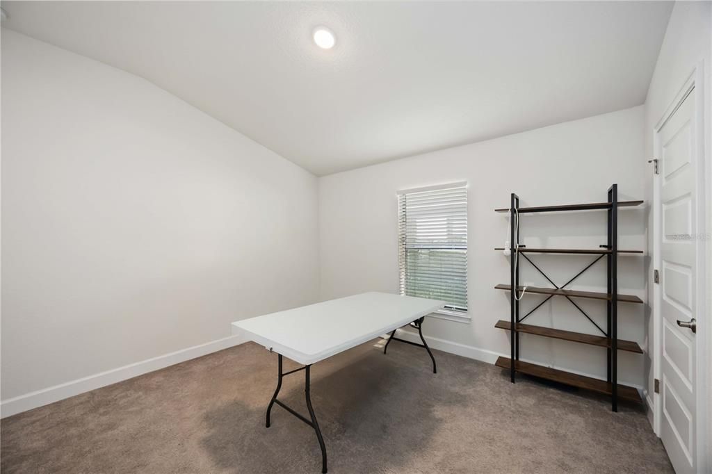 En Venta: $450,000 (4 camas, 2 baños, 1617 Pies cuadrados)