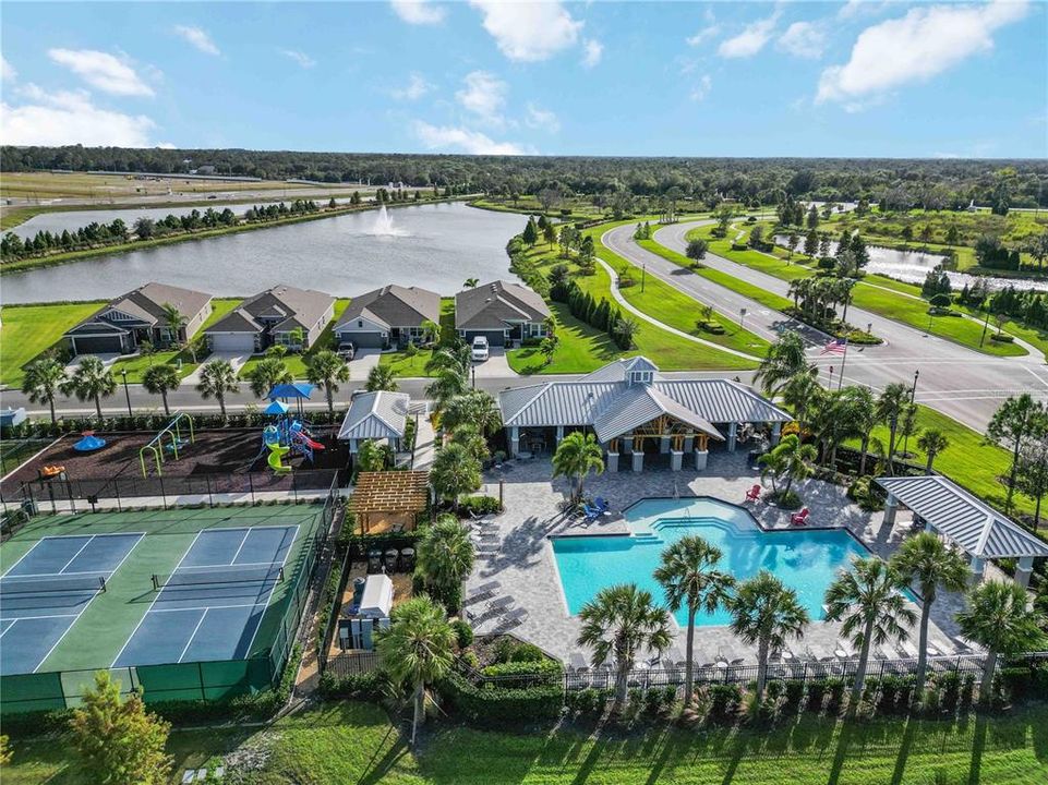 En Venta: $450,000 (4 camas, 2 baños, 1617 Pies cuadrados)