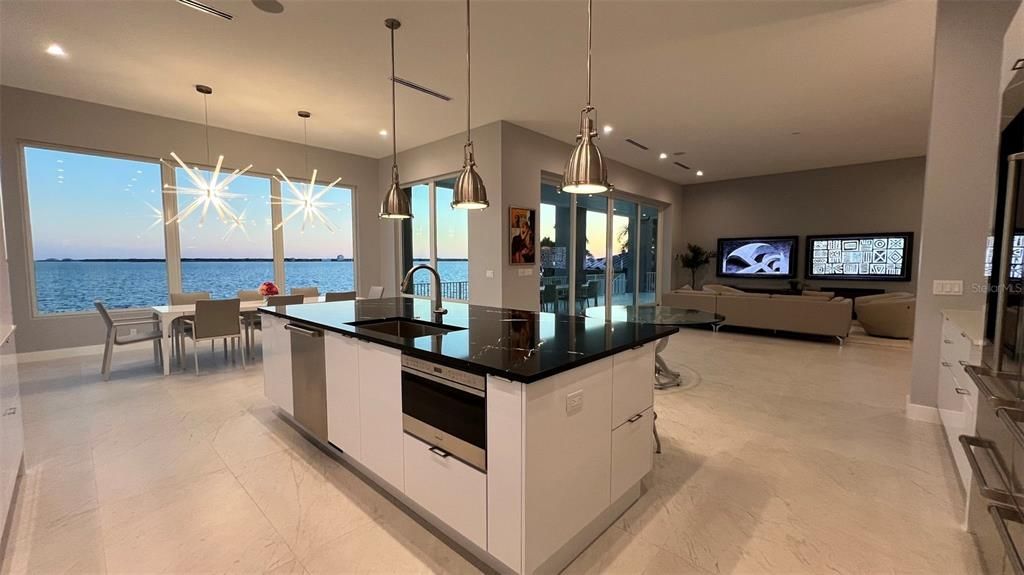 En Venta: $16,888,000 (6 camas, 6 baños, 6102 Pies cuadrados)