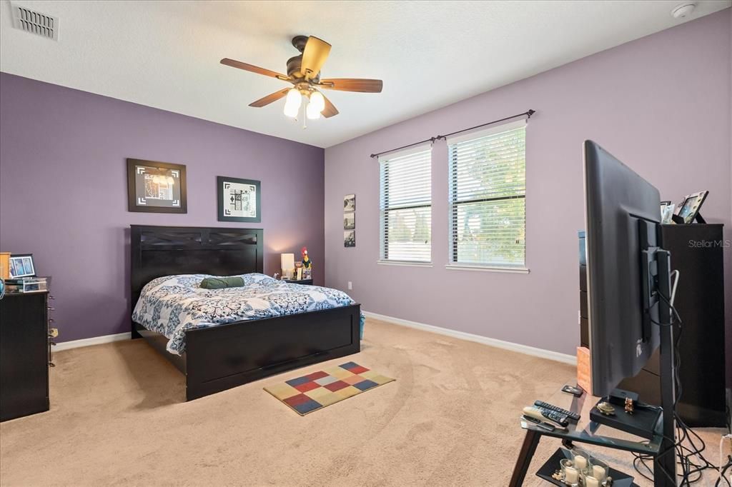 For Sale: $420,000 (4 beds, 3 baths, 2611 Square Feet)