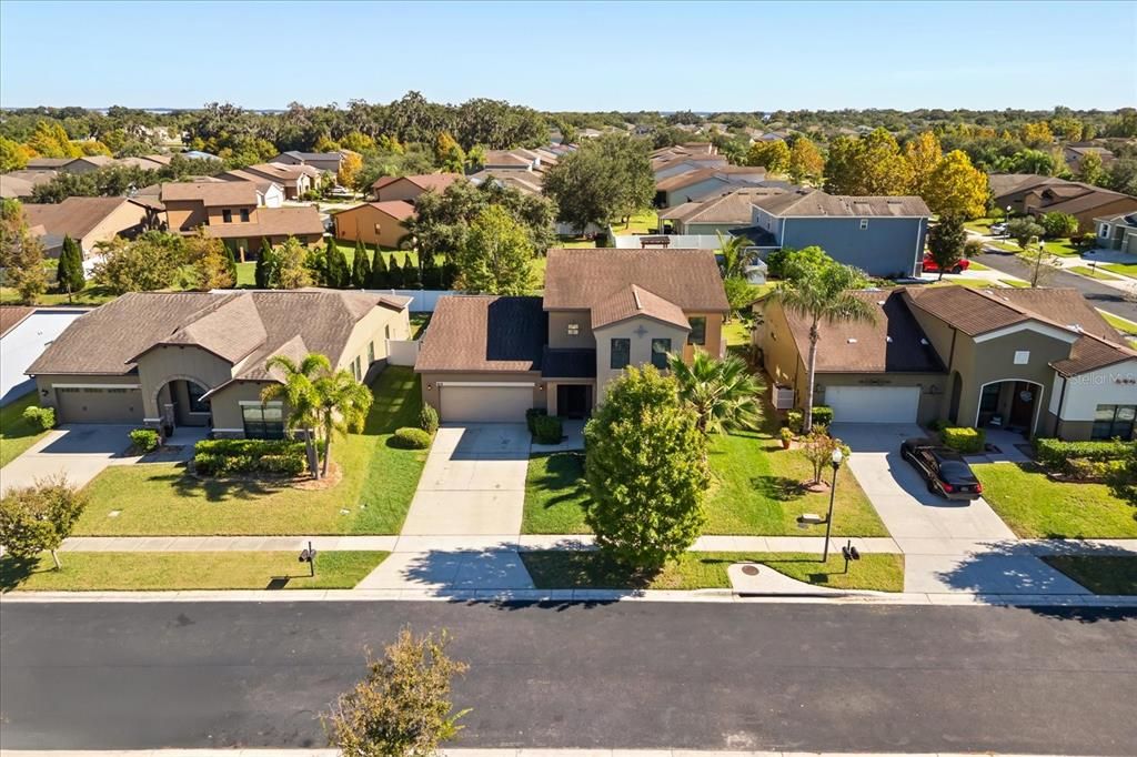 For Sale: $420,000 (4 beds, 3 baths, 2611 Square Feet)