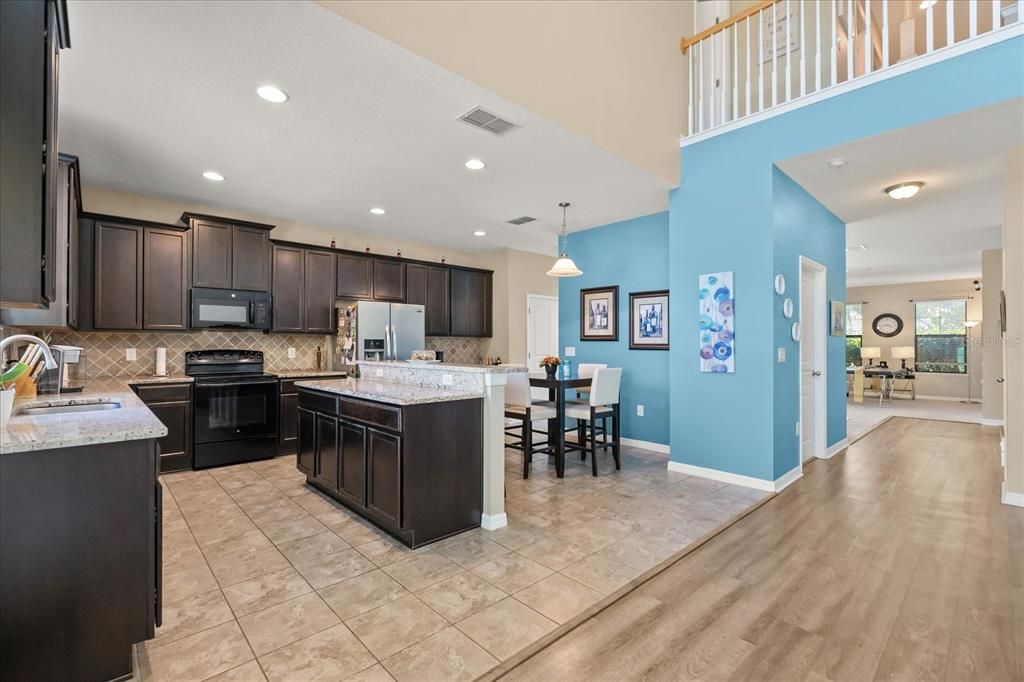 For Sale: $420,000 (4 beds, 3 baths, 2611 Square Feet)