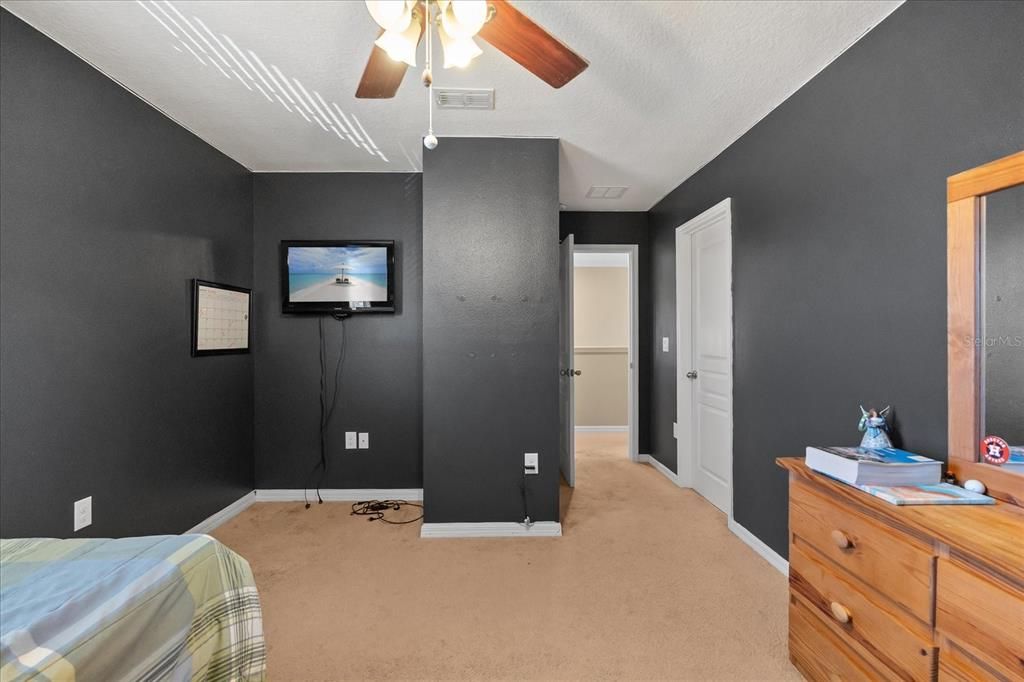 For Sale: $420,000 (4 beds, 3 baths, 2611 Square Feet)