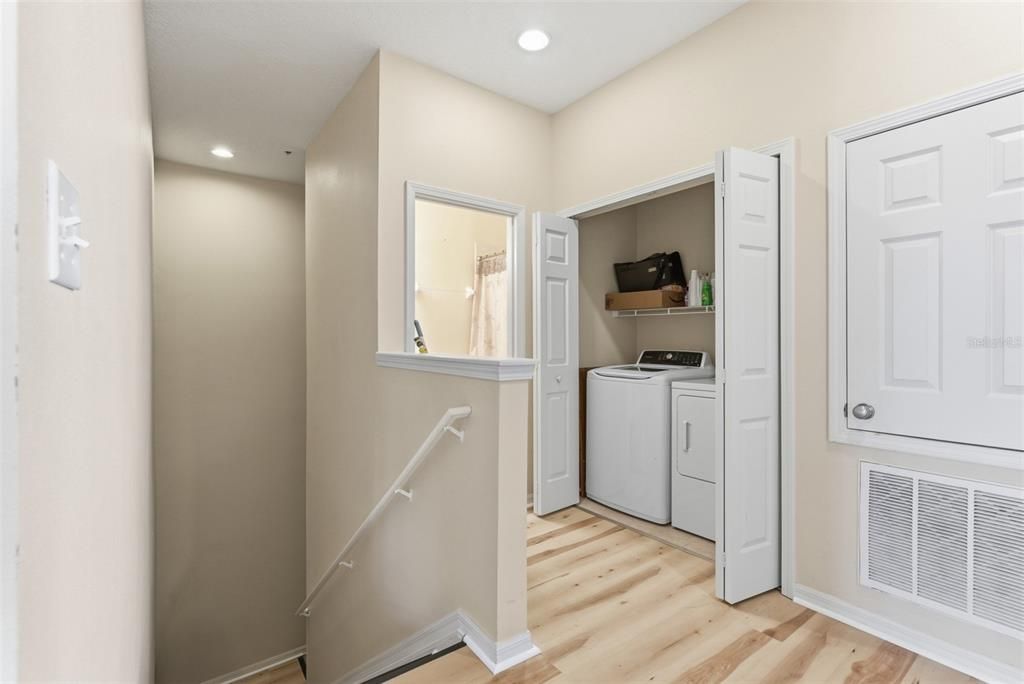 待售: $269,000 (3 贝兹, 2 浴室, 1417 平方英尺)