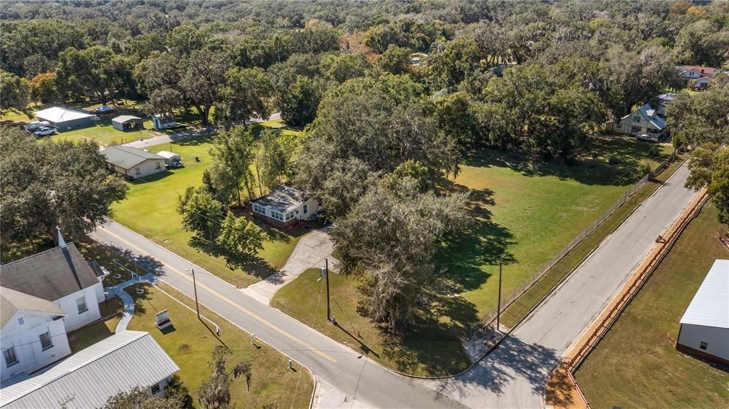 En Venta: $249,000 (2 camas, 2 baños, 1170 Pies cuadrados)