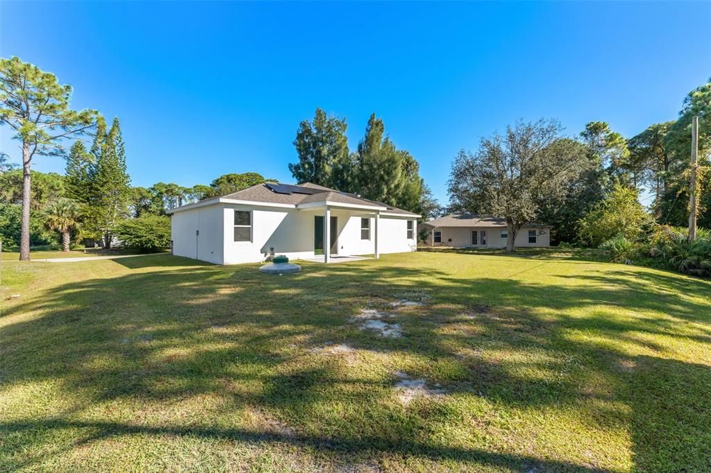 Active With Contract: $309,999 (3 beds, 2 baths, 1541 Square Feet)