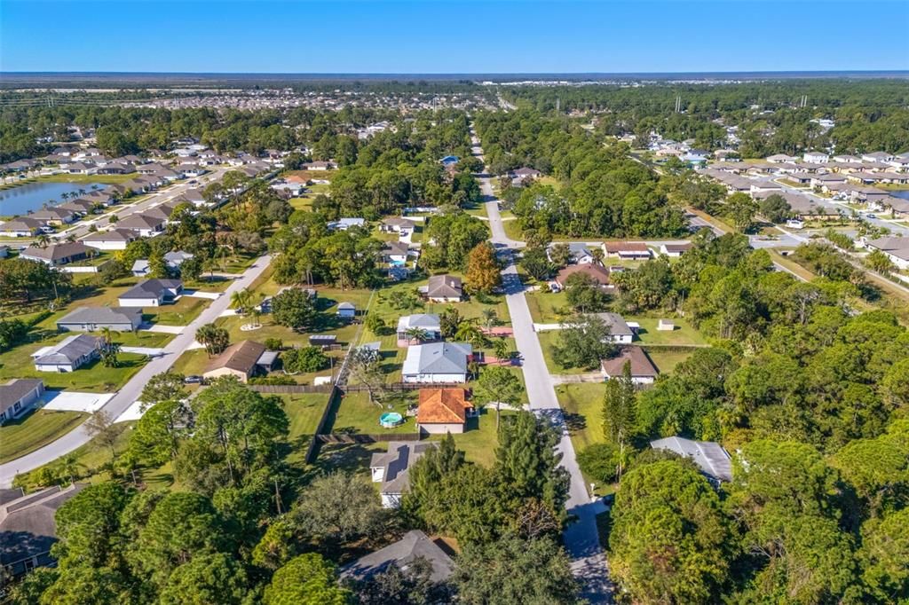 Active With Contract: $309,999 (3 beds, 2 baths, 1541 Square Feet)