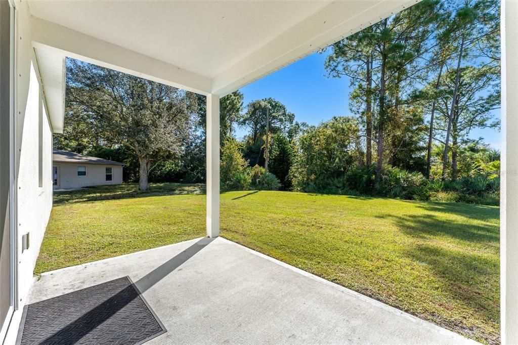 Active With Contract: $309,999 (3 beds, 2 baths, 1541 Square Feet)