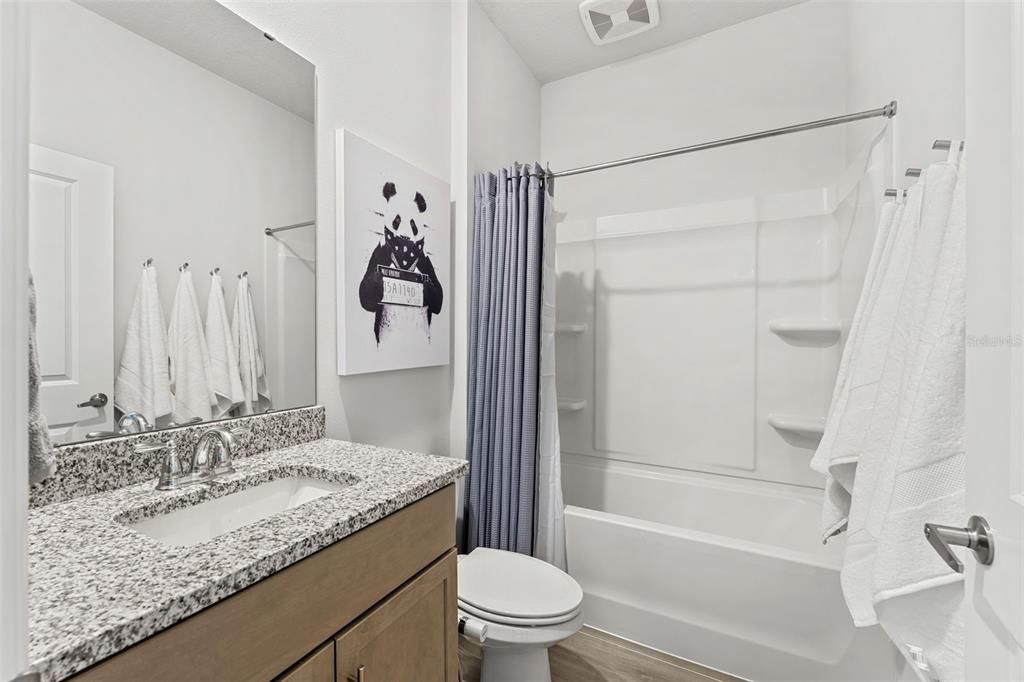 Active With Contract: $309,999 (3 beds, 2 baths, 1541 Square Feet)