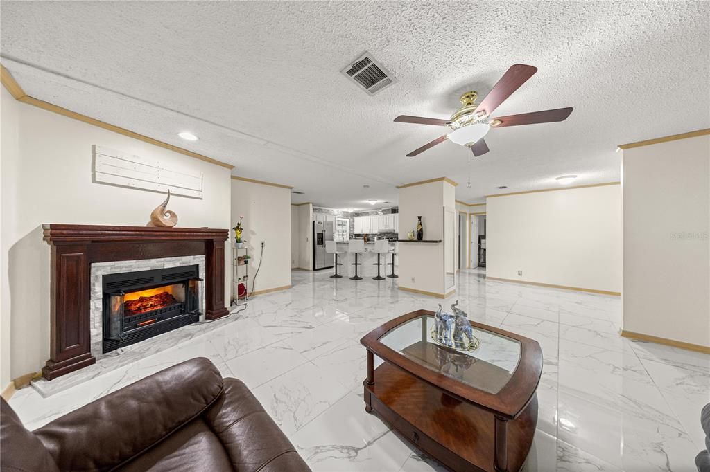 For Sale: $269,500 (3 beds, 2 baths, 1680 Square Feet)