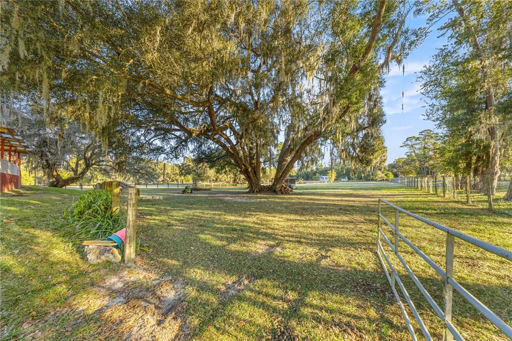 For Sale: $269,500 (3 beds, 2 baths, 1680 Square Feet)