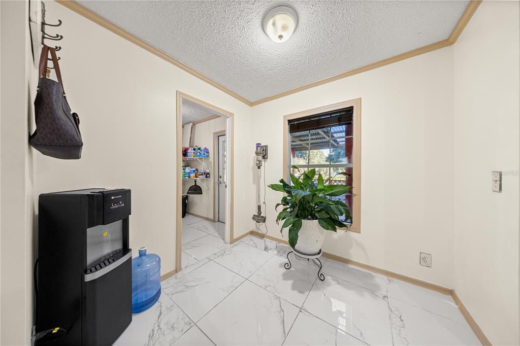 For Sale: $269,500 (3 beds, 2 baths, 1680 Square Feet)