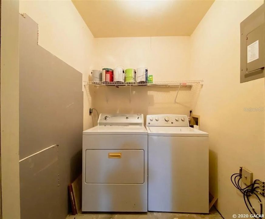 В аренду: $1,550 (2 спален, 2 ванн, 1106 Квадратных фут)