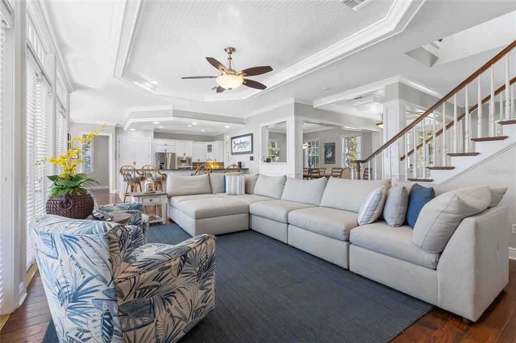 For Sale: $2,399,000 (6 beds, 5 baths, 5266 Square Feet)