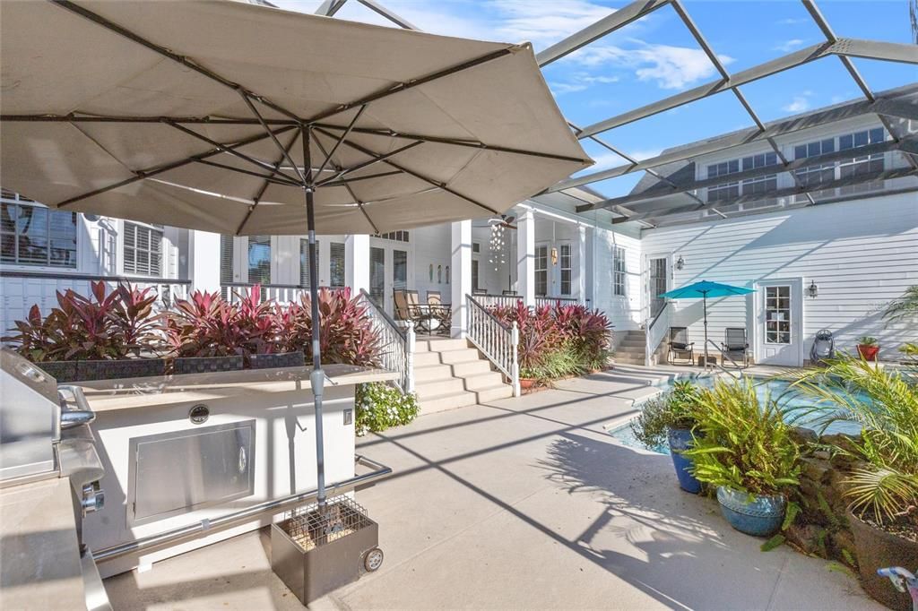 For Sale: $2,399,000 (6 beds, 5 baths, 5266 Square Feet)