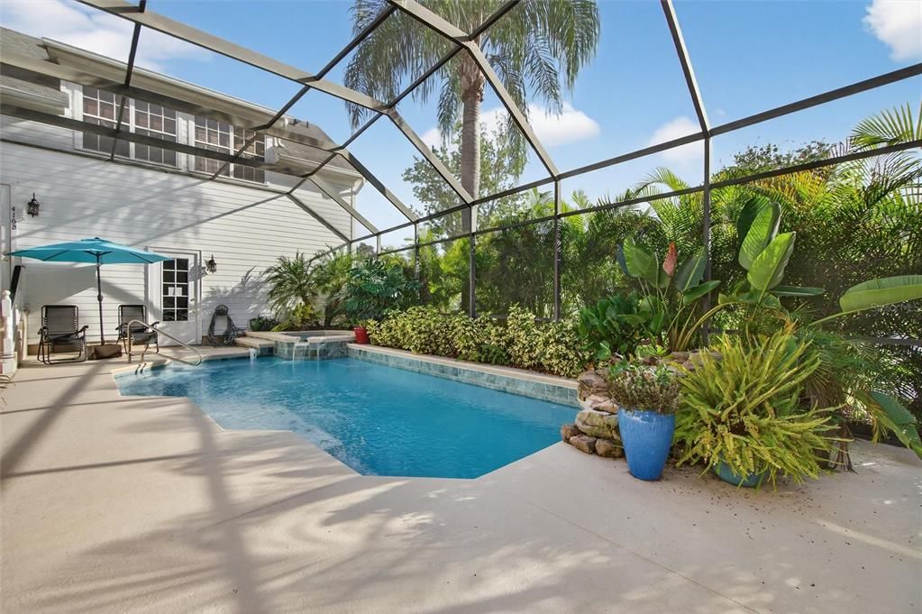 For Sale: $2,399,000 (6 beds, 5 baths, 5266 Square Feet)