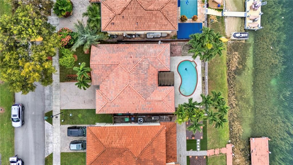 合同活跃: $729,000 (3 贝兹, 2 浴室, 1431 平方英尺)