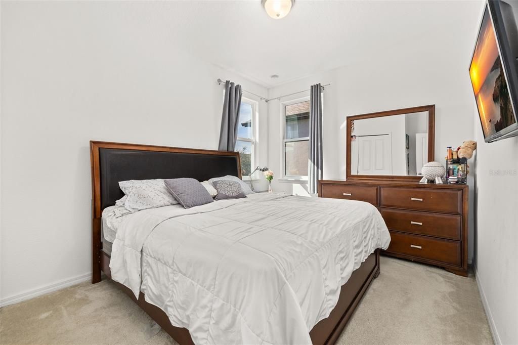 En Venta: $759,000 (5 camas, 3 baños, 2935 Pies cuadrados)