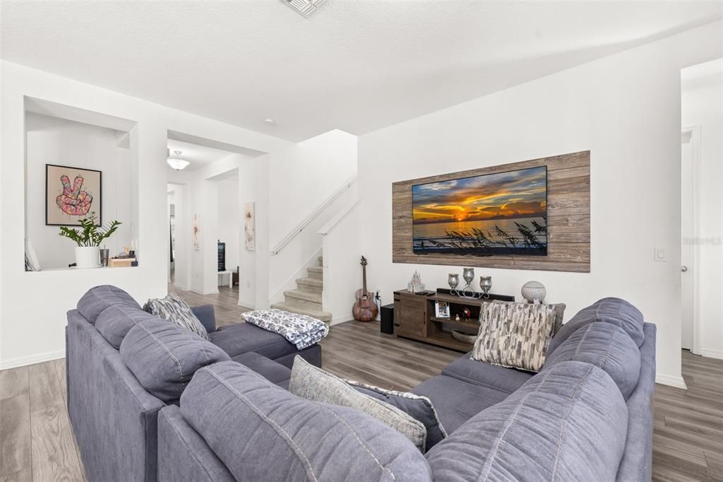 En Venta: $759,000 (5 camas, 3 baños, 2935 Pies cuadrados)