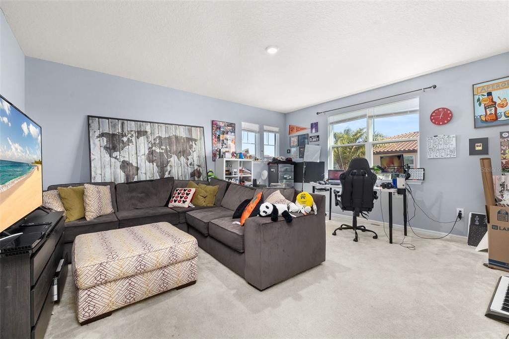 En Venta: $759,000 (5 camas, 3 baños, 2935 Pies cuadrados)