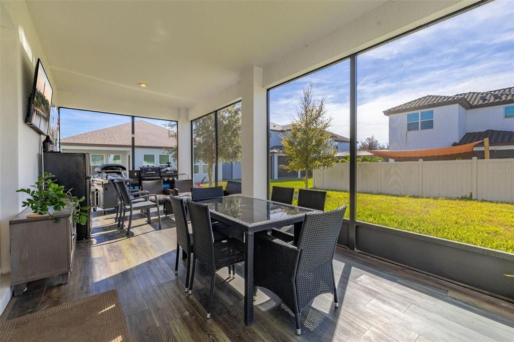 En Venta: $759,000 (5 camas, 3 baños, 2935 Pies cuadrados)