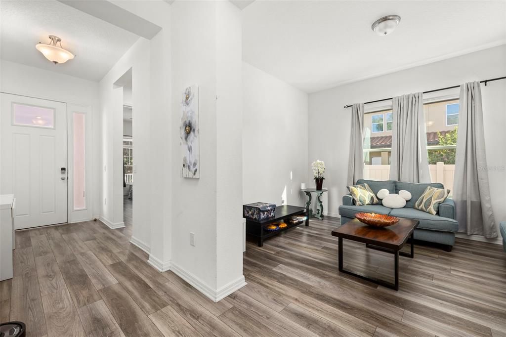 En Venta: $759,000 (5 camas, 3 baños, 2935 Pies cuadrados)