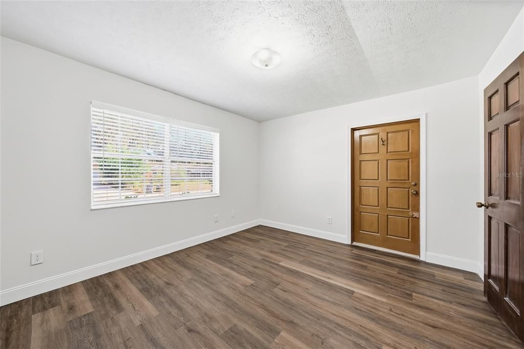 Active With Contract: $425,000 (4 beds, 3 baths, 2196 Square Feet)