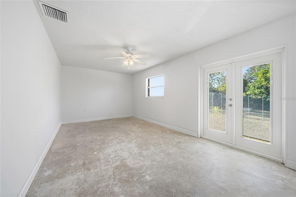 Active With Contract: $425,000 (4 beds, 3 baths, 2196 Square Feet)