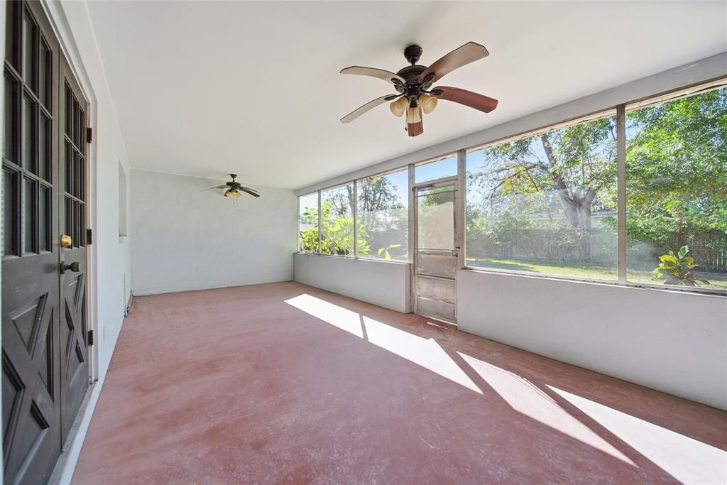 Active With Contract: $425,000 (4 beds, 3 baths, 2196 Square Feet)