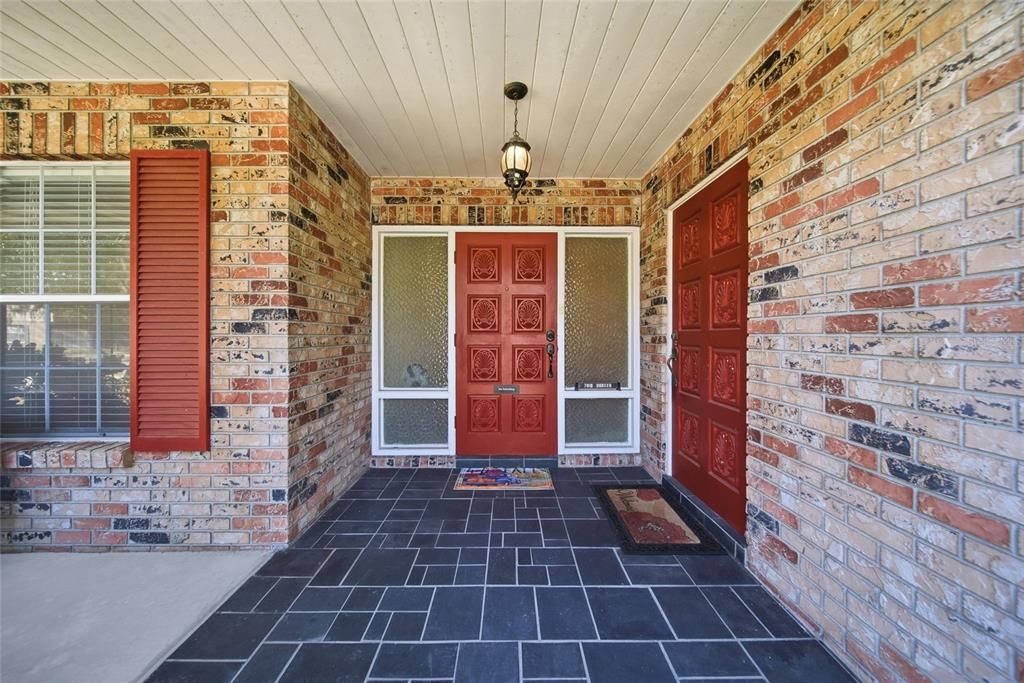 Active With Contract: $425,000 (4 beds, 3 baths, 2196 Square Feet)