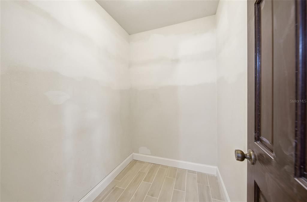 Active With Contract: $425,000 (4 beds, 3 baths, 2196 Square Feet)