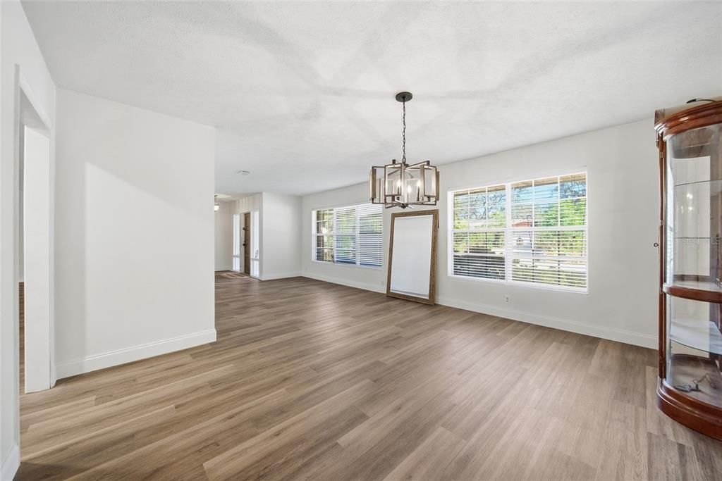 Active With Contract: $425,000 (4 beds, 3 baths, 2196 Square Feet)