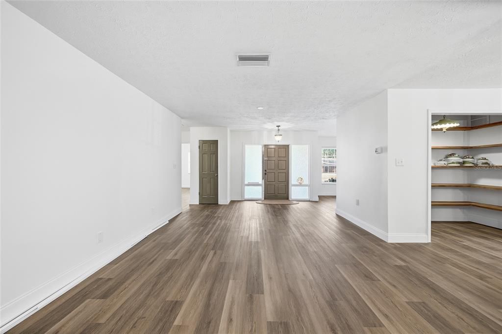 Active With Contract: $425,000 (4 beds, 3 baths, 2196 Square Feet)