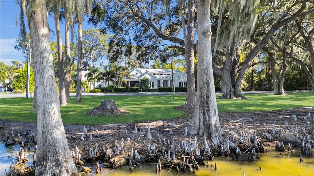 En Venta: $1,500,000 (4 camas, 3 baños, 2749 Pies cuadrados)