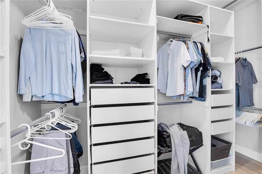 En Venta: $1,500,000 (4 camas, 3 baños, 2749 Pies cuadrados)