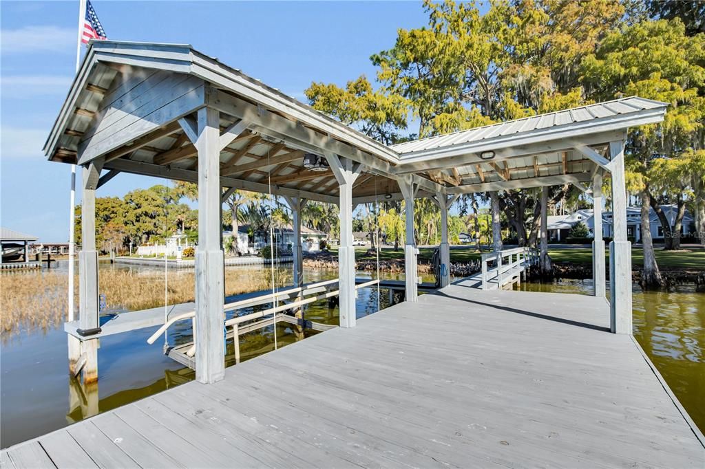 En Venta: $1,500,000 (4 camas, 3 baños, 2749 Pies cuadrados)