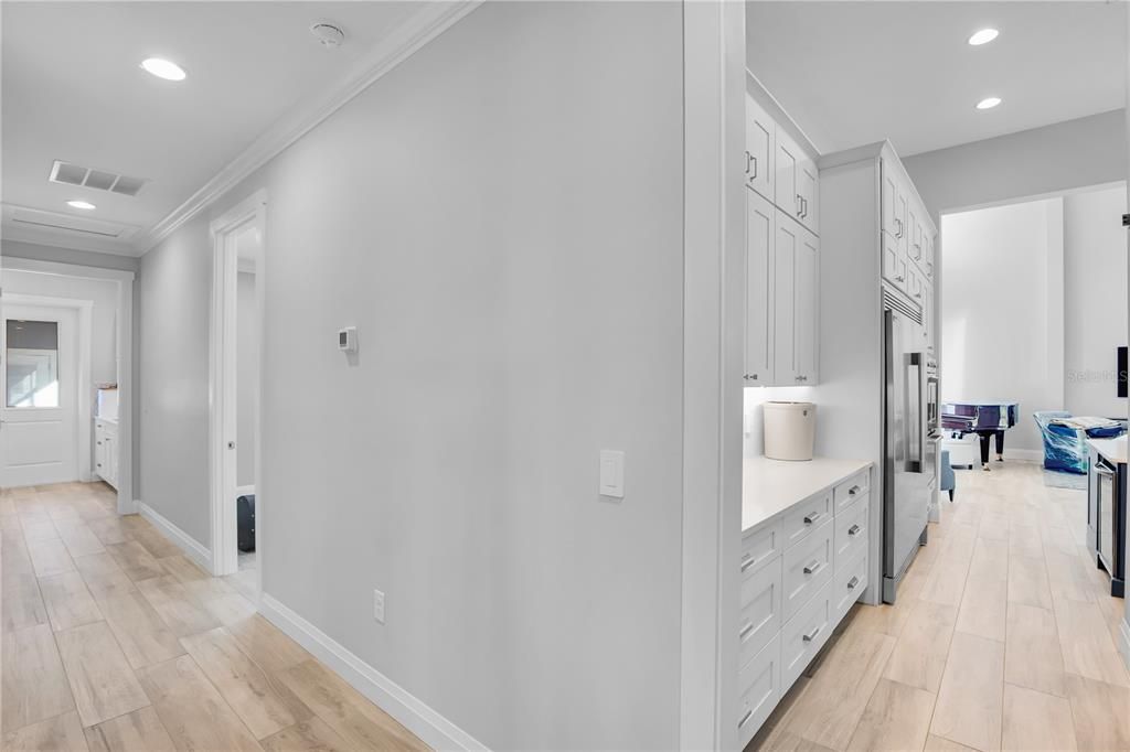 En Venta: $1,500,000 (4 camas, 3 baños, 2749 Pies cuadrados)