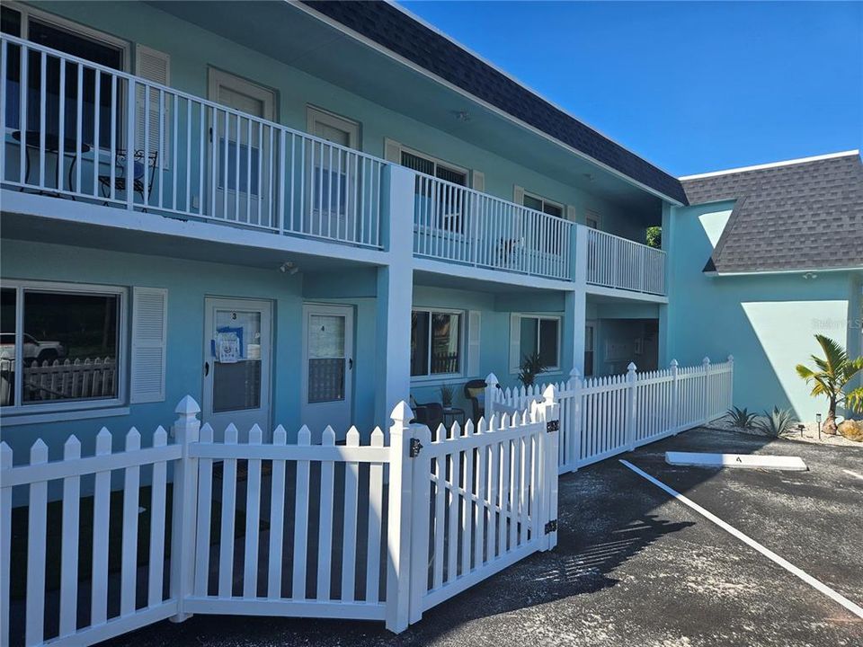 В аренду: $1,650 (1 спален, 1 ванн, 700 Квадратных фут)