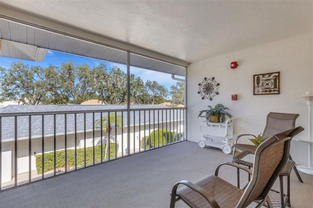 На продажу: $264,900 (2 спален, 2 ванн, 1352 Квадратных фут)