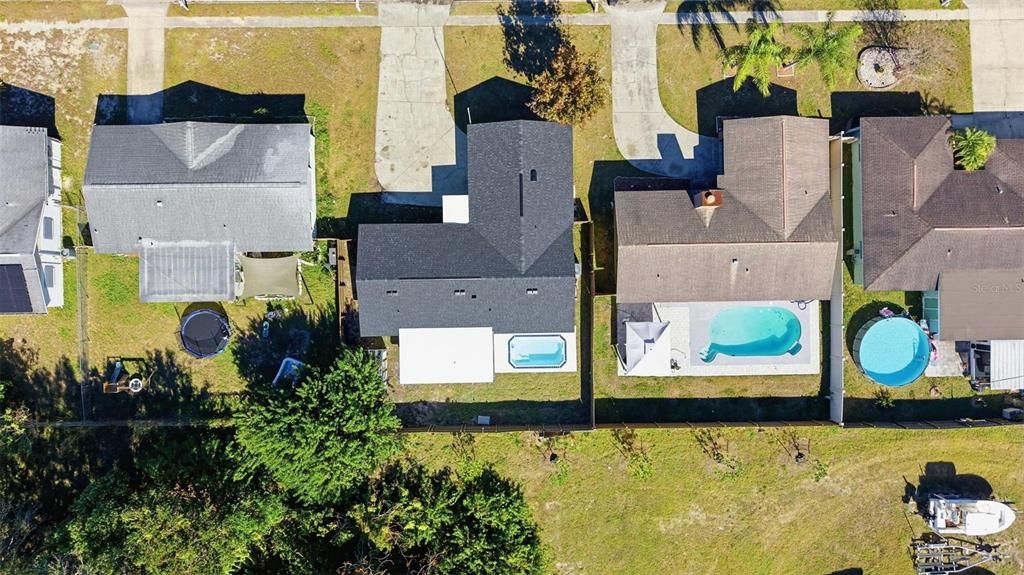 Active With Contract: $320,000 (3 beds, 2 baths, 1466 Square Feet)