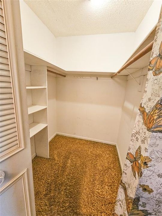 For Sale: $249,000 (2 beds, 2 baths, 1450 Square Feet)