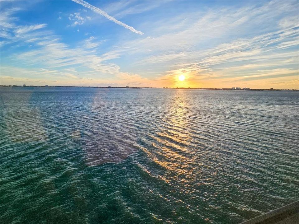 For Sale: $249,000 (2 beds, 2 baths, 1450 Square Feet)