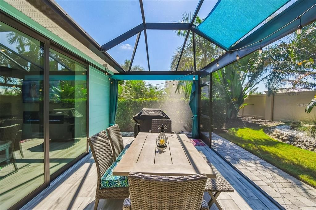 For Sale: $449,000 (1 beds, 1 baths, 1000 Square Feet)