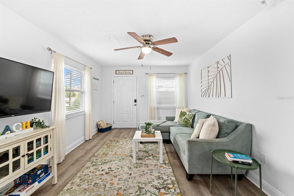 For Sale: $1,175,000 (4 beds, 0 baths, 1700 Square Feet)