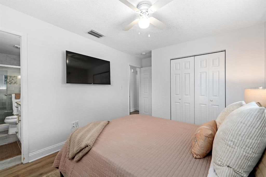 For Sale: $1,175,000 (4 beds, 0 baths, 1700 Square Feet)