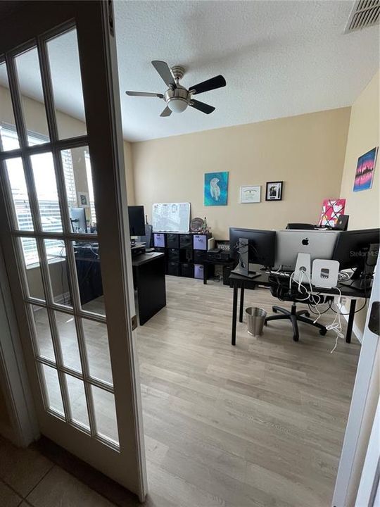 For Sale: $445,000 (3 beds, 2 baths, 1839 Square Feet)