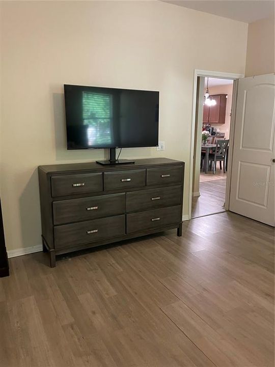 For Sale: $445,000 (3 beds, 2 baths, 1839 Square Feet)