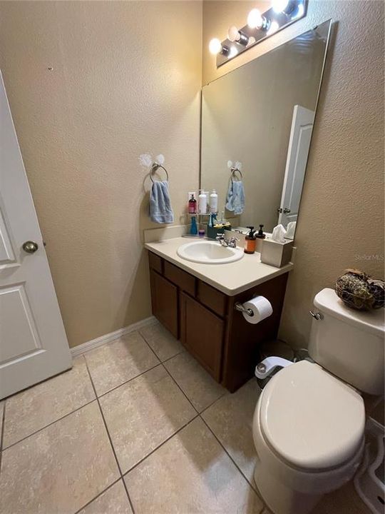 For Sale: $445,000 (3 beds, 2 baths, 1839 Square Feet)