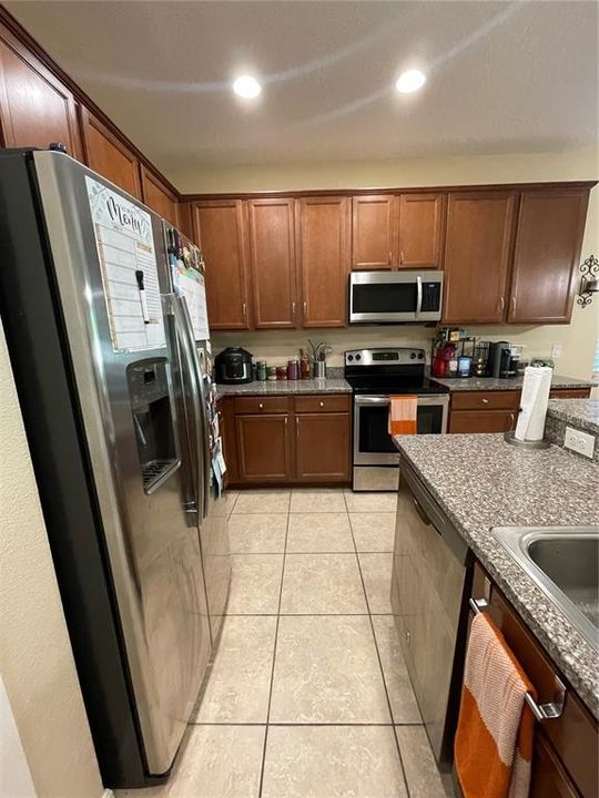 For Sale: $445,000 (3 beds, 2 baths, 1839 Square Feet)